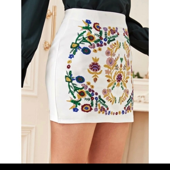 FINAL SALE Beautiful Embroidered Mini Skirt - Picture 2 of 6